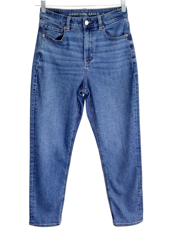 American Eagle Outfitters Denim - AMERICAN EAGLE High Rise Mom Jeans Medium Wash Straight Leg Size 6